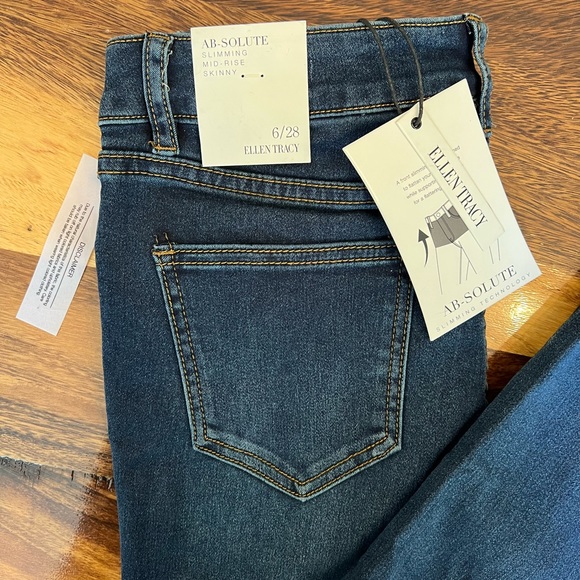 Ellen Tracy Ab-solutely Slimming Mid-Rise Skinny Jeans NEW - Picture 2 of 8